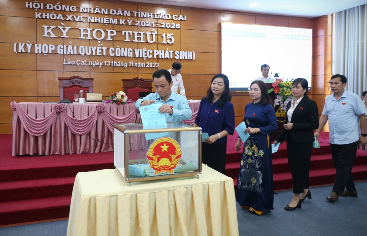 4 lãnh đạo sở của Lào Cai có số phiếu tín nhiệm cao dưới 50%